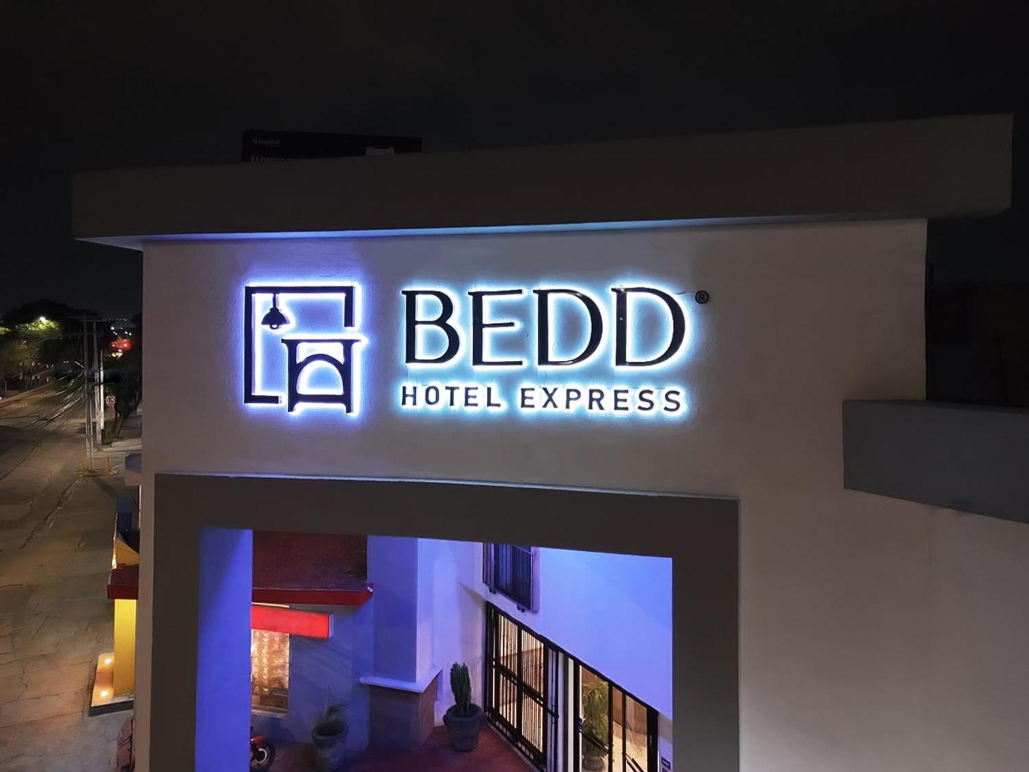 Hotel Beddo Querétaro Express Esterno foto