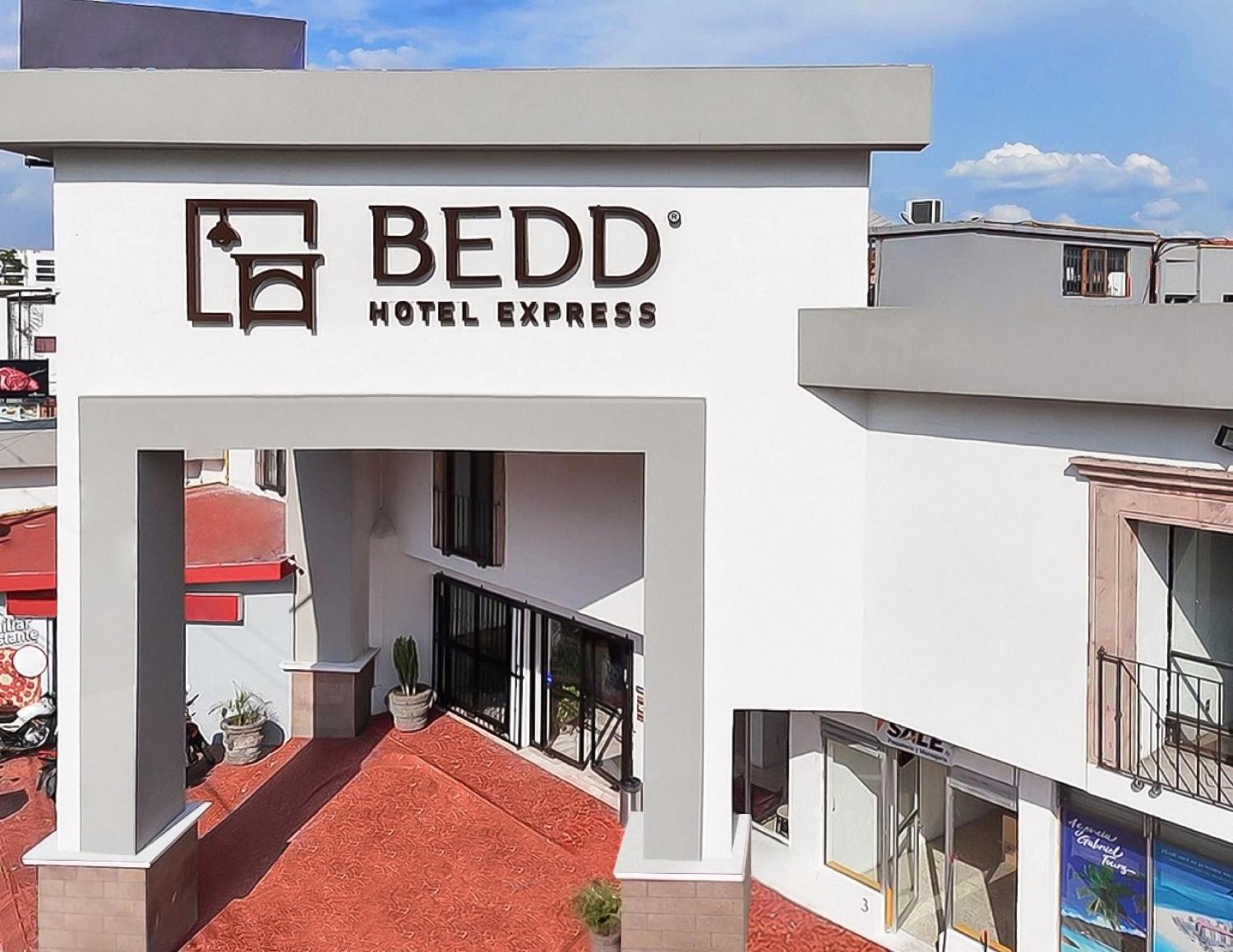 Hotel Beddo Querétaro Express Esterno foto